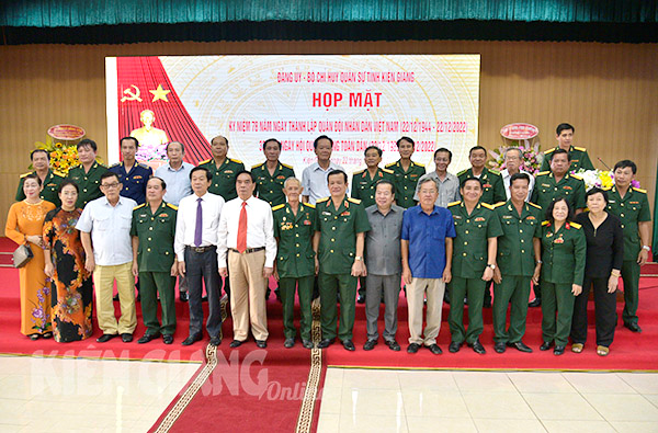 >Kiên Giang họp mặt kỷ niệm 78 năm ngày thành lập Quân đội nhân dân Việt Nam